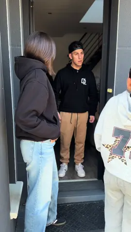 Si le doc @Dr Mohamed Jimmy bah c’est reçu pour moi😜😅@romyy ★ et @𝐤𝐢𝐦 ✰ vous pouvez y aller 😜