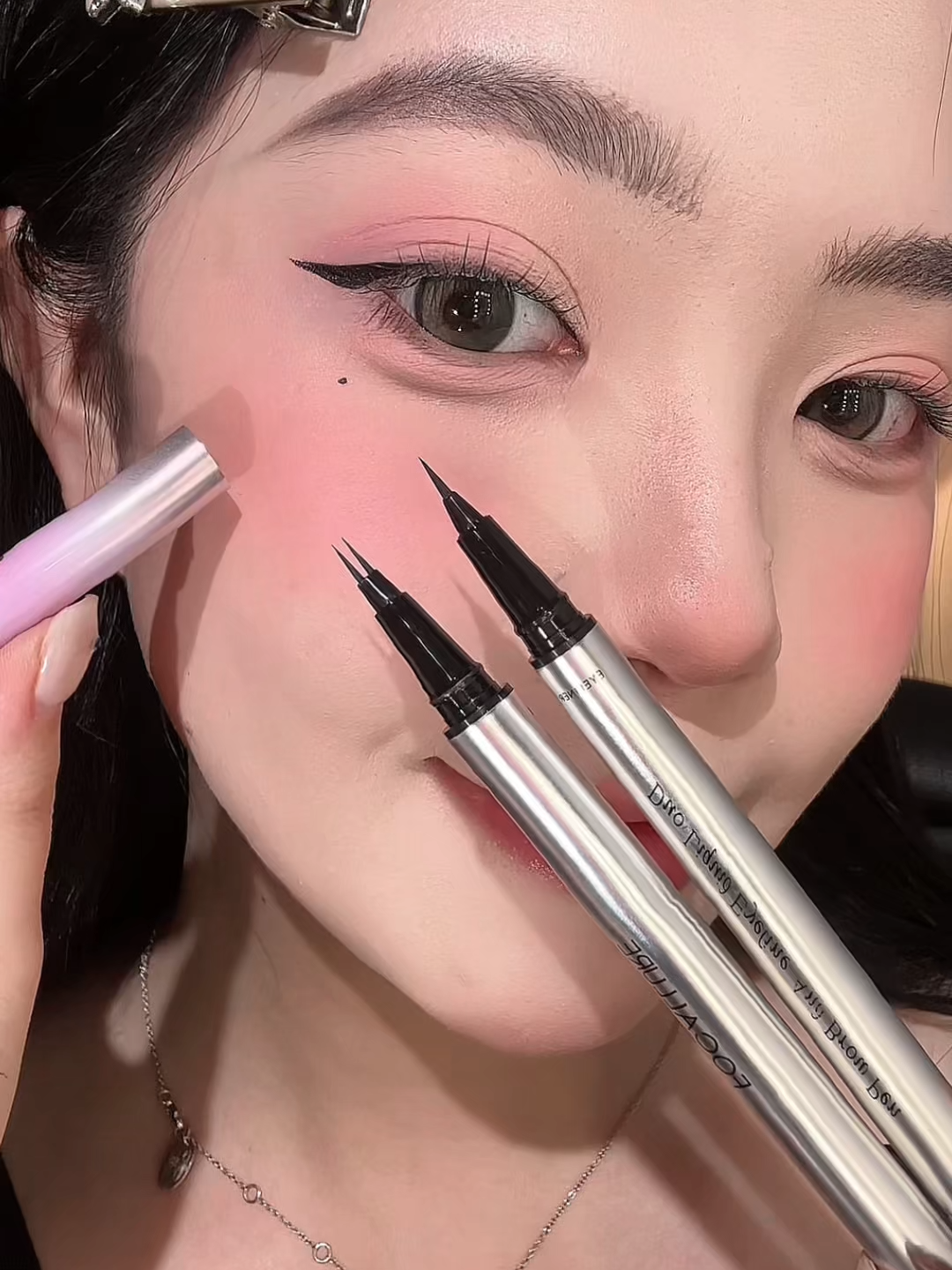 bút kẻ mắt 2 đầu #focallure #focallurelive #muataitiktok #thinhhanh #lamdep #xuhuong