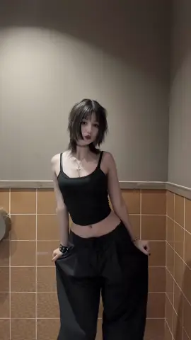 в тгк: rincospl интересные фотки))🤫🔥