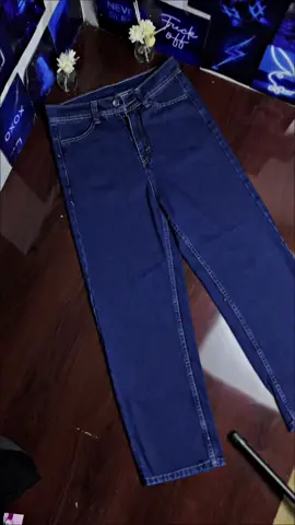 Celana jeans Higwhaist kulot Cewek✨✨😍#fyp #celanajeanskulotwanita#lossejeans #tiktokviral #CapCut 