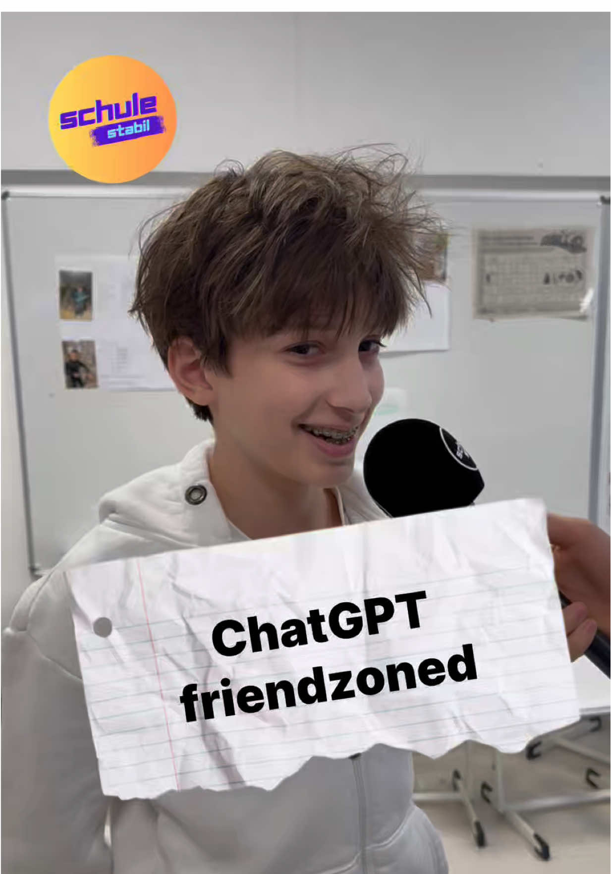 Die Schüler der Sportmittelschule #Hadersdorf (haben sich gegenseitig gefragt, ob ChatGPT manchmal besser ist als „echte“ Freunde. Wie ist es bei euch? Habt ihr das Gefühl, ihr seid mit ChatGPT befreundet? @a7exscr @️seba🇲🇩 @azren_es🇦🇱 @@. @Fitim-zu #ki #chatgpt #friendzone #penzing 