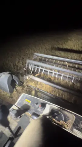 @w.tranhai95 @𝓟𝓮́ 𝓝𝓱𝓪̣𝓷 🍀 @Thái nhỏ 🚬 @Nhựt  Nhỏ❤️🚜🚜 ráng tăng ca 😆