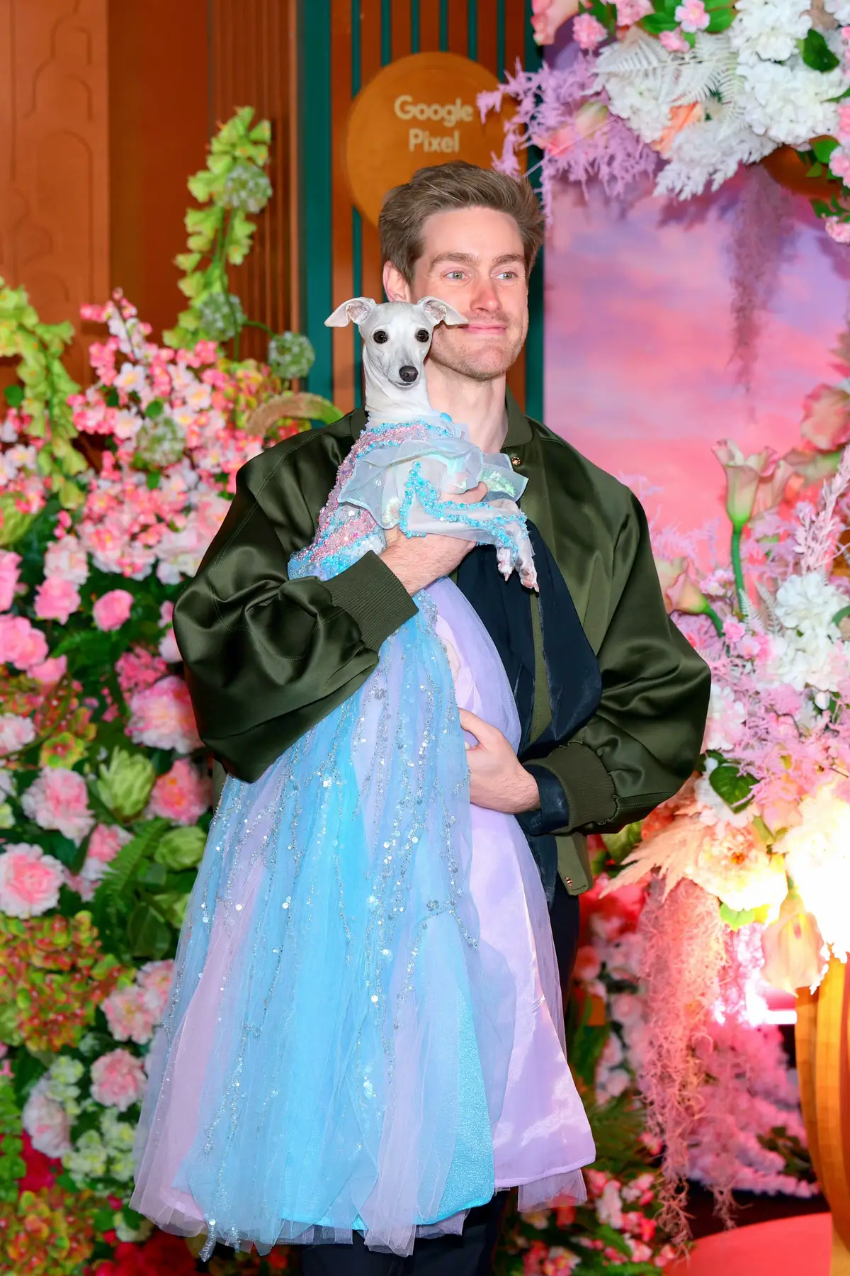 What a night; it felt like being swept straight into Oz.  It was also a night of first: Kala’s first trip to NYC, her first red carpet, her first premiere. And she stepped into every moment with such confidence, even in five degree weather. The tiniest Glinda made the biggest impression. She is only three years old, yet she carries herself like a tiny pro. I could not be prouder. I know her big sister would be proud too. Kala has some very skinny shoes to fill, but I know she will rise in her own way. Thank you @Wicked: For Good for having us 💚🩷