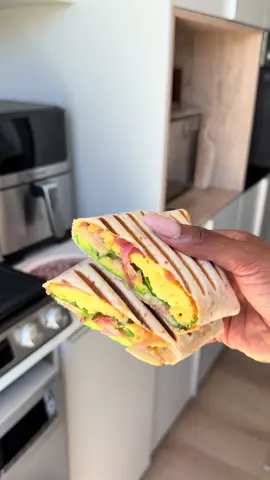 Hi! Here’s everything I ate today ☺️💛 #whatieatinadayrealistic #wholefoods #consciousliving #fyp 