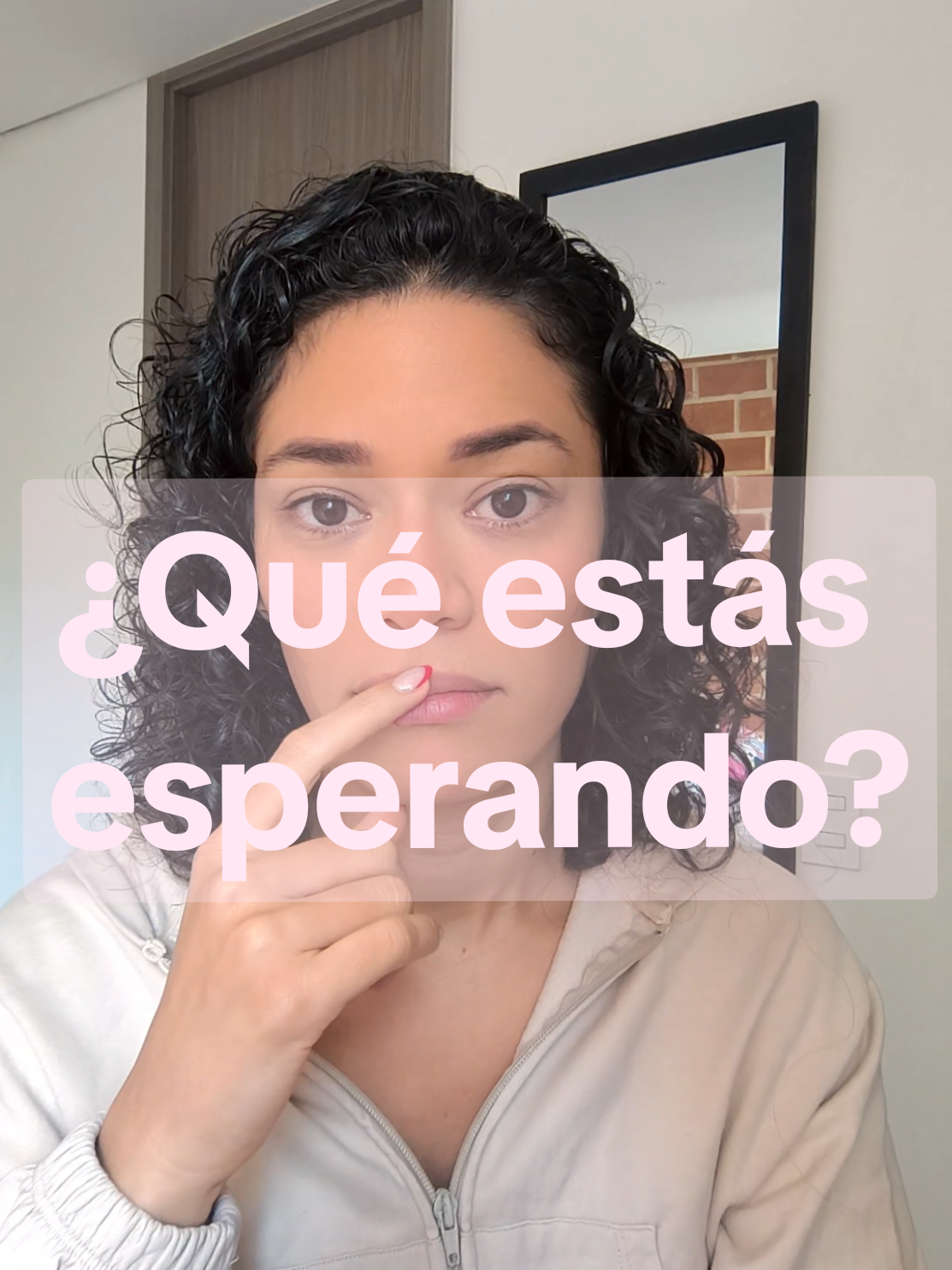 Nadie puede darte motivos para vivir tu vida y querer salir de donde estas.  Expande tu mente y encuentra tus motivos y deja de conformarte con tan poco, porque tú vales mucho más. Pero échale ganas!  . . #mujeres #mentalidad #streamer #app #mujerautosuficiente 
