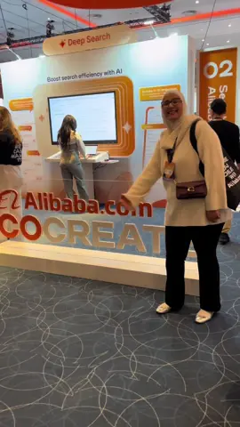 Bref. J’ai participé à l’événement CoCreate 2025 d’@Alibaba.com et c’était génial. Encore merci pour cette superbe opportunité. #cocreate #alibabacom #businesstok #entrepreneur #business  