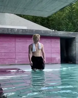 no thoughts head empty 🥵 #NICHOLAS #andTEAM #니콜라스 #andteam_nicholas 