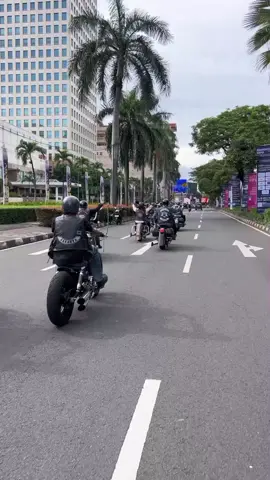 Morning person #benelli #benellipe250 #chicano #chicanostyle #masukberanda 