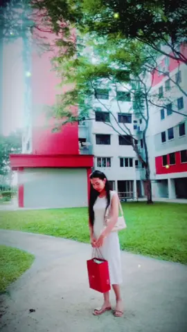 #CapCut  ကိုယ့်အားကိုယ်ကိုးနိုင်တဲ့ မိန်းမမျိုးပဲဖြစ်ချင်တယ် 🥰 #foryoupageシforyou  #singapore  #hightlight 