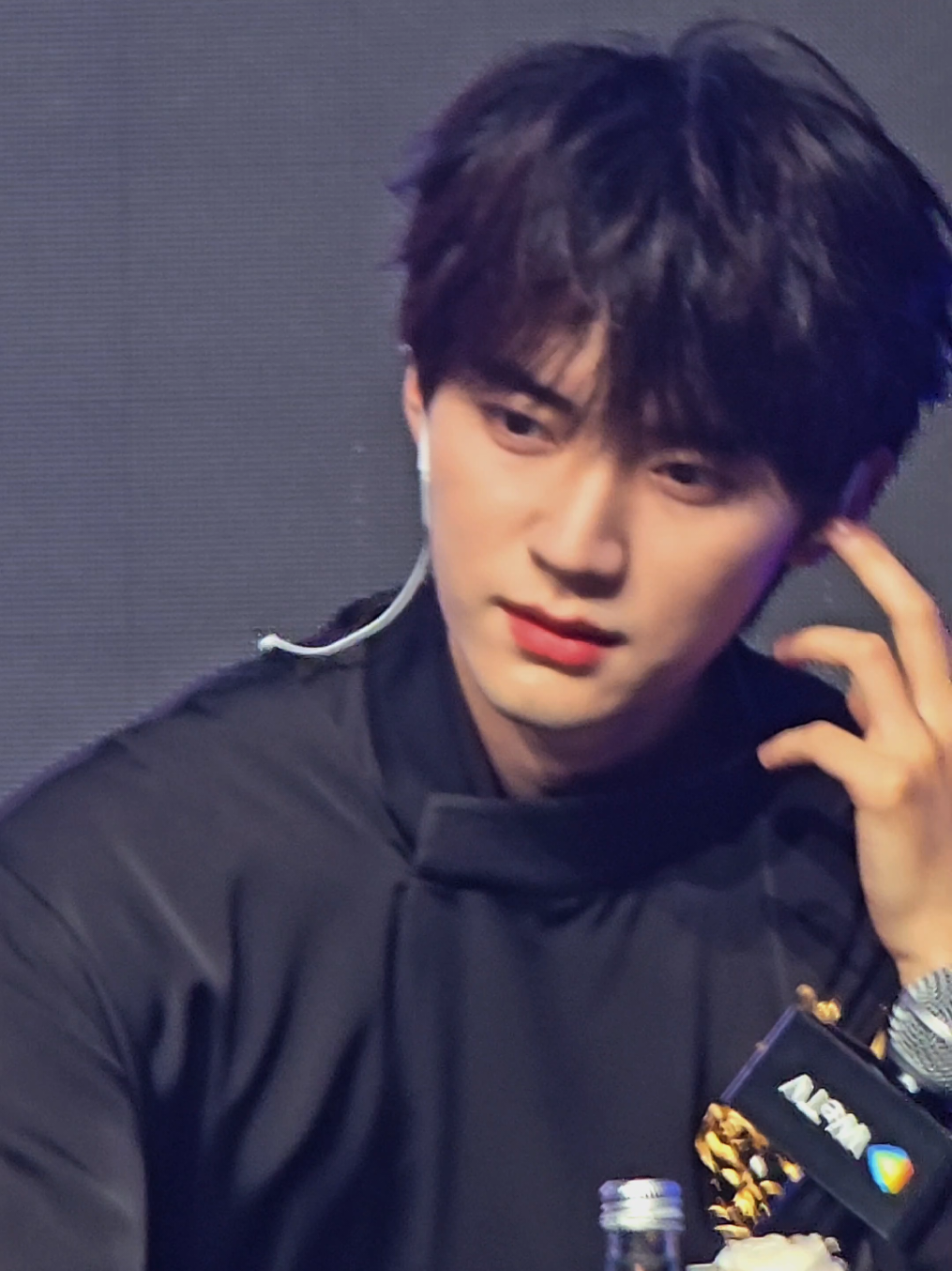 Zhou Yiran kena angin Indonesia 😭😭😭 #WeTV #WeTVAlwaysMore2026 #AlwaysMoreID #ZhouYiran