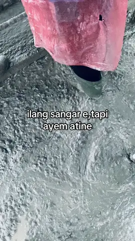 mohon bersabar penguna jalan, jalan sedang dalam proses perbaika#fyp #trending #fypage #lewatberanda #foryoupage 