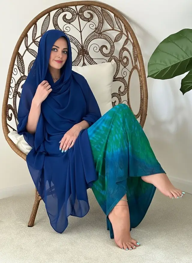 💚💙 . . #creatorsearchinsights #hijabstyle #hijabi #hijabmuslim  #hijab      