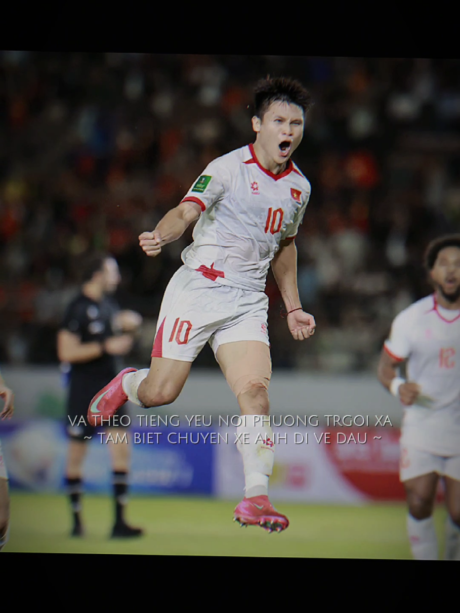 Cú ngã bàn đèn ngẫu hứng của Tuấn Hải trong ngày được đá chung với Xuân Son #phucgk23 #tuanhai #dtqgvn #asiancup2026 