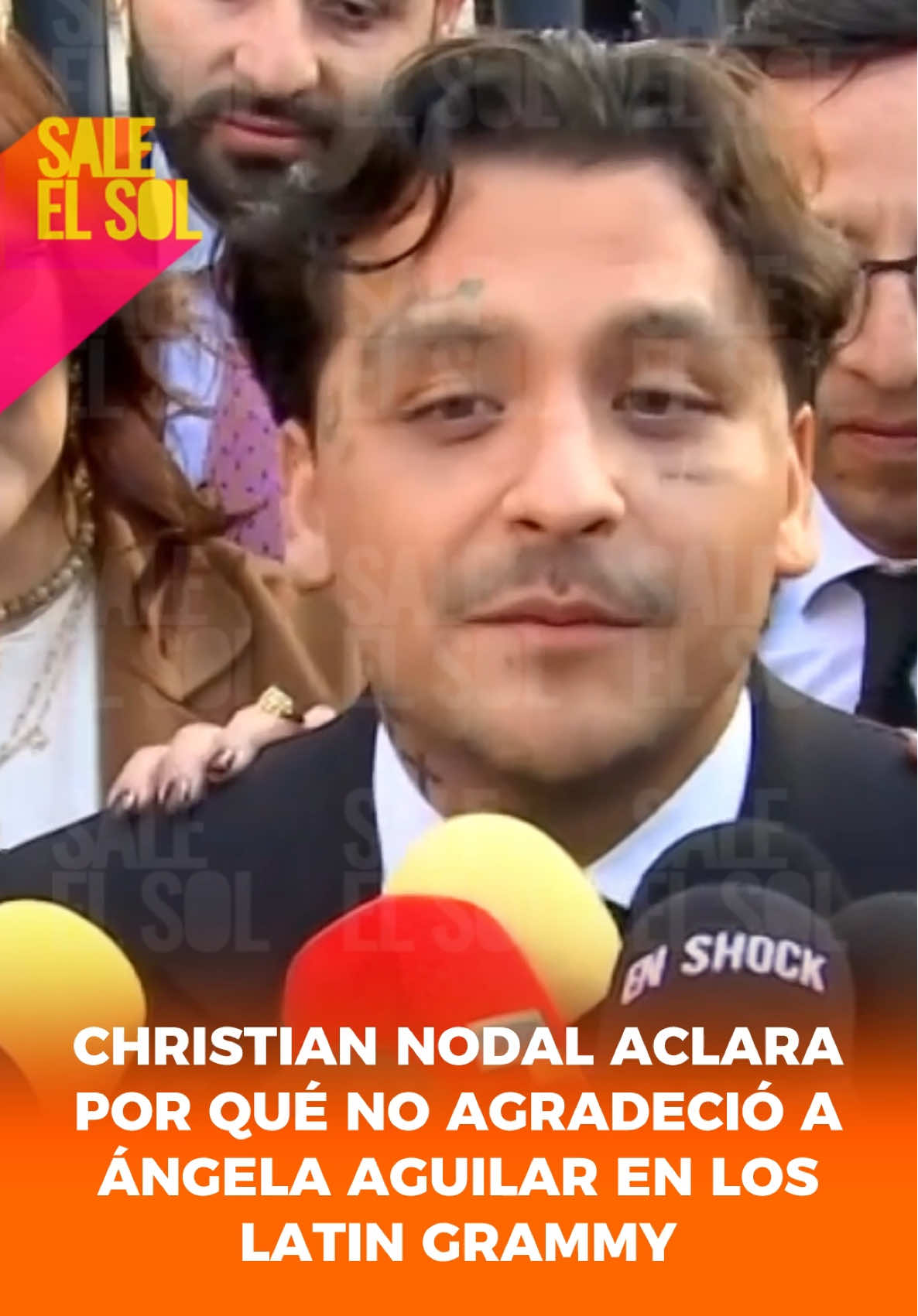 ¡#ChristianNodal aclara por qué no mencionó a su esposa #ÁngelaAguilar en los agradecimientos tras ganar el Latin Grammy! 😱💃🏻❤️🕺🏻☀️📺 #SaleElSol 