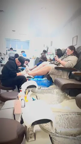 Về vn đào ao thả cá nuôi thêm ít trâu thôi chứ xứ người vất quá #viral #nuocngoai#canada_life🇨🇦 