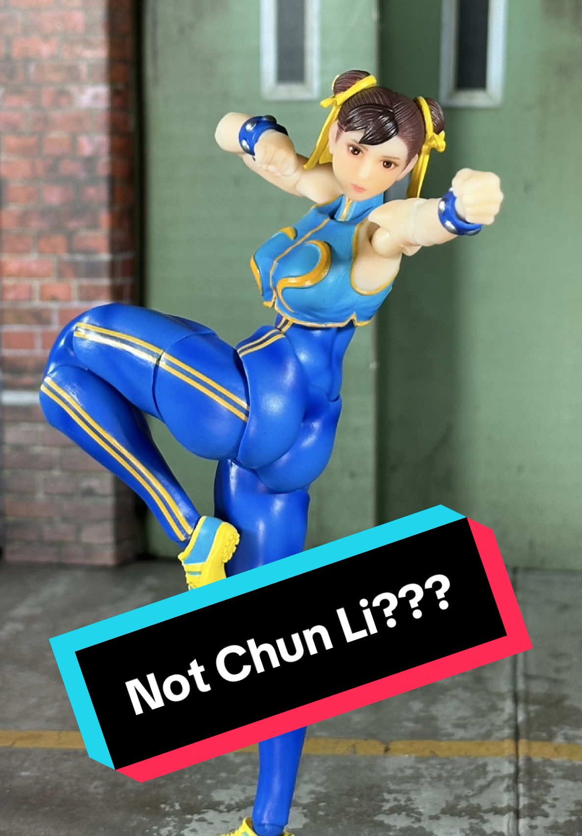 A quick look at the Xcocoon/Cocann Studio Quinn Lee…aka, CHUN LI #figtok #figtokcommunity #actionfigures #chunli #fyp  