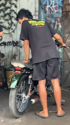 RX-Siluman ☠️ #rxking #rxspesial115 #rxkingindonesia🇲🇨🙏 #rxspecialindonesia #rxkingmodifikasiindonesia135cc 