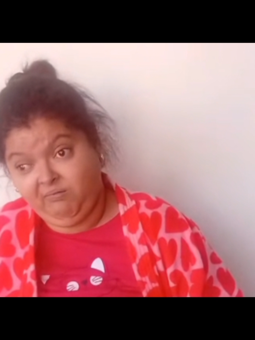 eu dps de ter tomado um banho de perfume vendo q ele acabou 🕊 #rayanne #foryou #foryoupage #fyp #floptok 