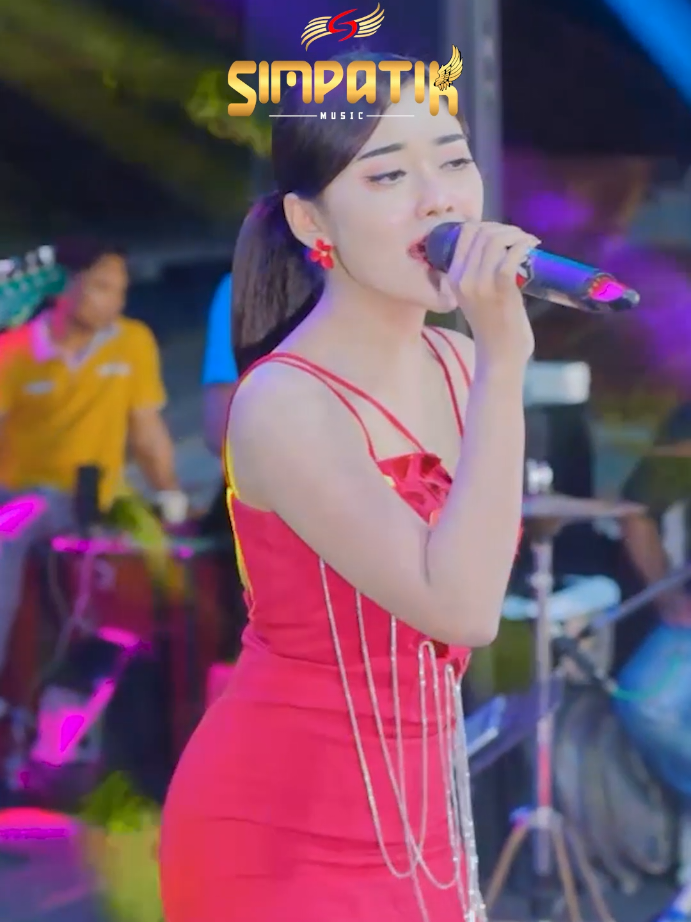 KUMBANG KUMBANG - @tiaraamorraaa2 (@simpatikmusicofficial LIVE WONOKERTO PEKALONGAN)  @abrf9 @simpatik_daily @klkaudiorental 