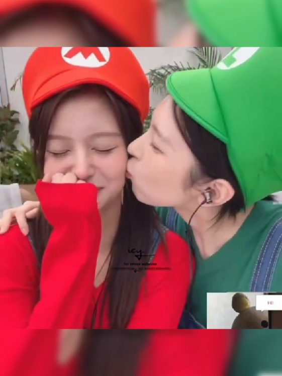 HAELY WAKE UP!!!😭 ctto #haely #sullbae #jjyukkyu #nmixx #bluevalentine @NMIXX 