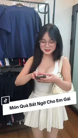 Giày Thể Thao Sneaker Nam Nữ Cực Đẹp Đi Lên Form Cực Dễ Phối Đồ Dù Bất Cứ Là Quần Gì   #lamanhday #giaysneaker 