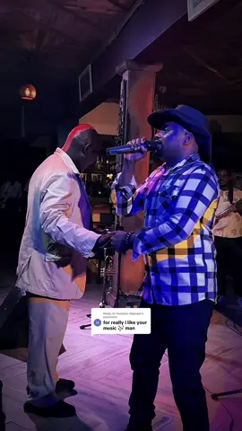 Replying to @Hussein Wasswa @Henry Joy countryboy✅ @The Barbed Wire live Band  #theforestresortlweza #livebandfridays #kadongokamuspecial 