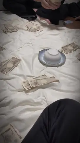 Đời này anh mới đánh bạk chứ chưa bao giờ bạc với ai…….