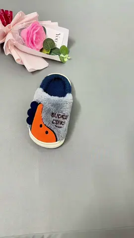 Dép lông ấm áp mùa đông cho bé#depditrongnha #deplong #depchobe #viralvideo #xhtiktok 