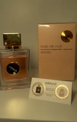 Para oler deliciosa y atraer todas la miradas tenemos este perfume disponible para ti. #aromas #perfume #viraltiktok #regalo 