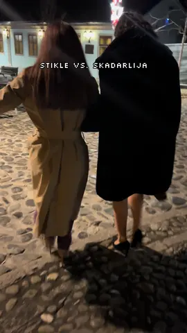 Očekivani plot twist: ja padam. Neočekivani: nisam (ovaj put)                                #beograd#skadarlija#smeh#stikle#nightout