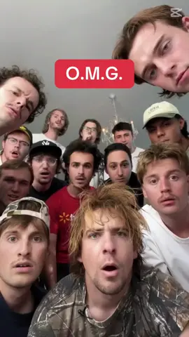 It’s getting cold. Pjs, movie, popcorn and your favourite throw! Done ✅ #popcorn #popcornandamovienight #whatspoppinpopcorn 