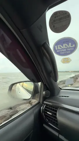 Cloudy skies, golden Sunset 🏝️ #DJI #sunset  #beach #fourt #freedom #relaxing #beauty 