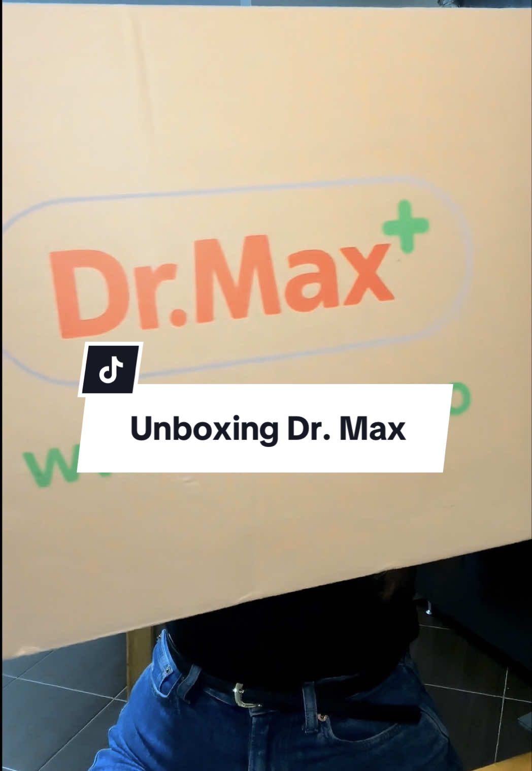 E noiembrie, asa ca e mult #blackfridaydeals. Daca toata lumea a luat de la #farmaciatei, eu am ales @Dr. Max Farmacie: top deal-ul de la apa micelara @Garnier_beauty 🥰 #drmax #haulbeauty #romania 