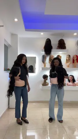 Adresse: #9 Rue Faustin 1er Delmas 75  Contactez-nous au +5094431-8857 Livraison disponible  Cheveux 100% Humain  #flypシ #100kviews #videoviral #piyay 