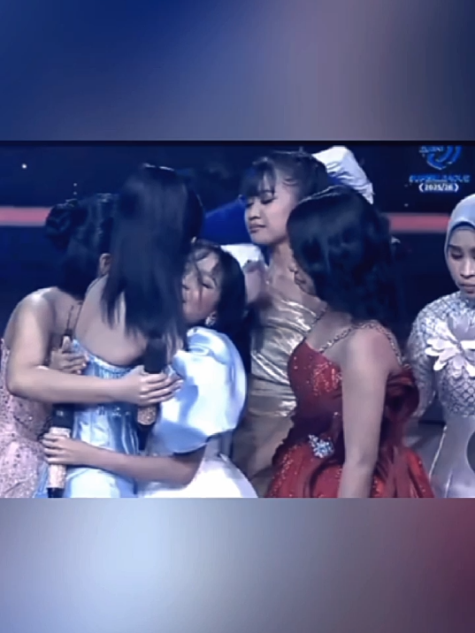 Alhamdulillah Arbil lolos 😭😭, aku udh nangissin arbil duluan karna takut bgt  😭😭,dan alhamdulillah nya lolos . selamat buat arbil dan semangat buat syakirah ,semoga kamu sukses di luar sana ,kamu hebat udah sampai di top 7 ini ,semangat syakirah  😢💪💪#da7_arbilfahrizann01 #da7_syakirahhh06 #bismillahfypシ #fypviralシ #dangdutacademy7indosiar 