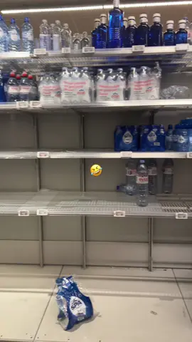 #noodpakket #hamsteren #surinametiktokers🇸🇷🇸🇷🇸🇷 