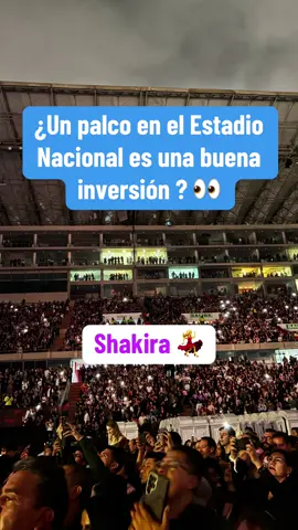 Ayer fue el último concierto de Shakira en Lima y algo llamó la atención: varios palcos del Estadio Nacional estaban vacíos. Estos palcos se lanzaron en 2011 y se empezaron a vender por subasta, pero hasta hoy no se sabe con certeza si todos llegaron a adjudicarse. Son espacios pensados sobre todo para partidos de fútbol y, a veces, para conciertos, pero muchas veces terminan sin uso. ¿Crees que un palco así es una buena inversión en el Perú? Déjalo en los comentarios. #YoBusco #EstadioNacional #Shakira #PalcosVIP #EventosPeru
