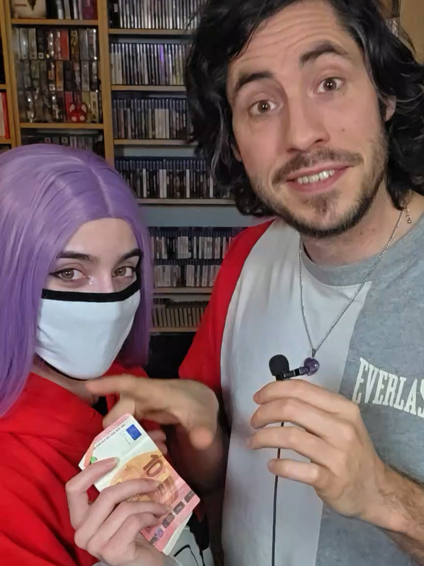 Elle est là pour mon argent 