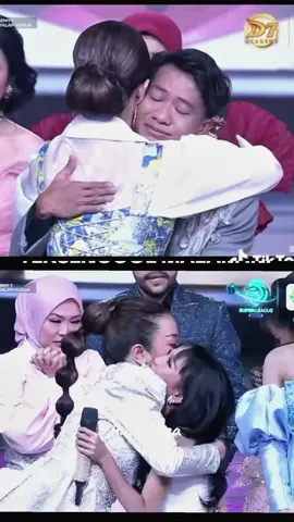 Perbedaan ekspresi ketika robi dan syakirah tersenggol, ini versi part pendeknya #robida7 #syakirahda7 #indosiar #da7 #dangdutacademy7 