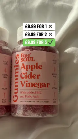 I love Black Friday #acvgummies #applecidervinegar #blackfriday #tiktokmadebuyit #gummies 