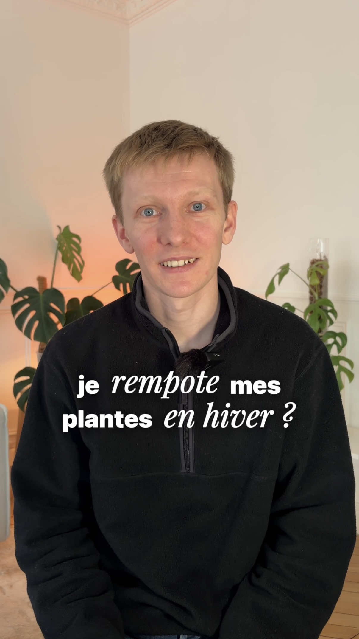 oui je rempote mes plantes toute l'année, même en hiver 🫣 #plantsoftiktok #planttips #plantcare #houseplants 