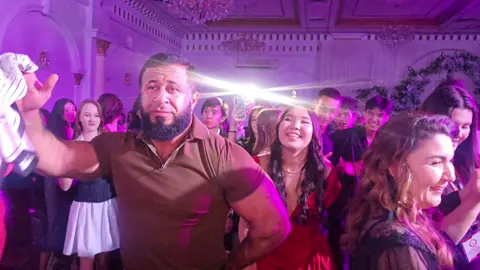 #король#стейков#казсбратья#курды#жружбаНародов