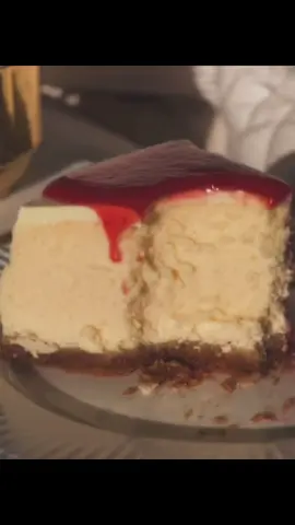 #explorepage #cheesecake #raspberry_Cheesecake #strwaberry_Cheesecake #Lotus_Cheesecake 