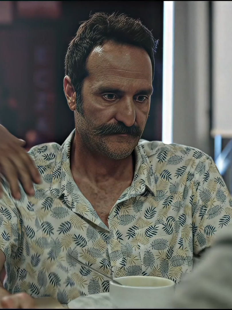 best ekip toplanmış . @m4mi.sh1t köfte necmi @somet.axpp stuttgart gökhan @mauroicarda sertlesemeyen servet @klaxxon._.sh1t del piero hikmet . #4k #aftereffects #edit #fyp #collab #keşfet #çakallarladans #global #viral #shitpost