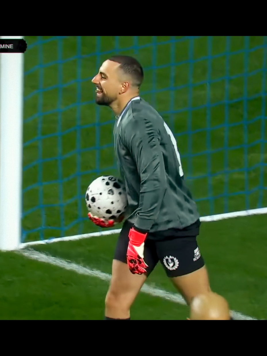 Un edit pour rendre hommage a la perf de @Djilsi  #streamforhumanity #djilsi #snk #twitch 