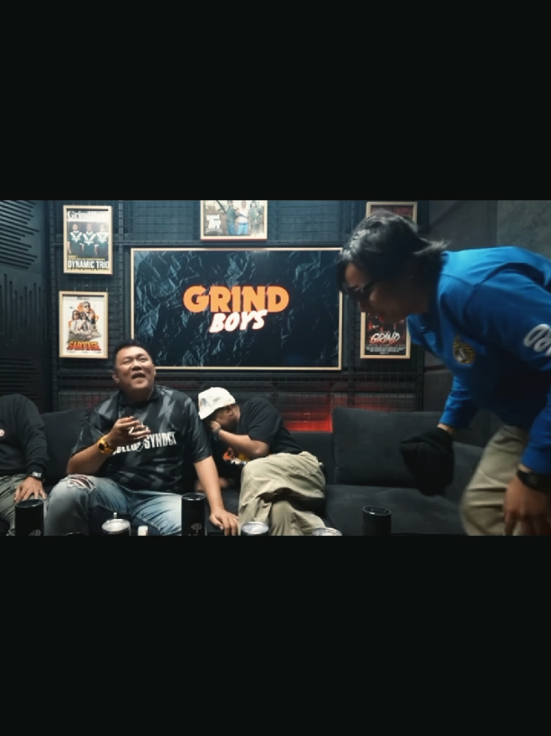Klip podcast Grind Boys eps 220. Source yt @GofarHilman #apiktotti #wancoy #ricolubis #gofar #grindboys 