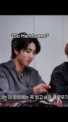 Changbin is so cute 😭😭🤏🏻💕I can't with the pout!!!#changbin  #bangchan  #hyunjin #hanjisung  #straykidsedit  New meme unlocked  this is from Straykids intro do it for their new comeback 