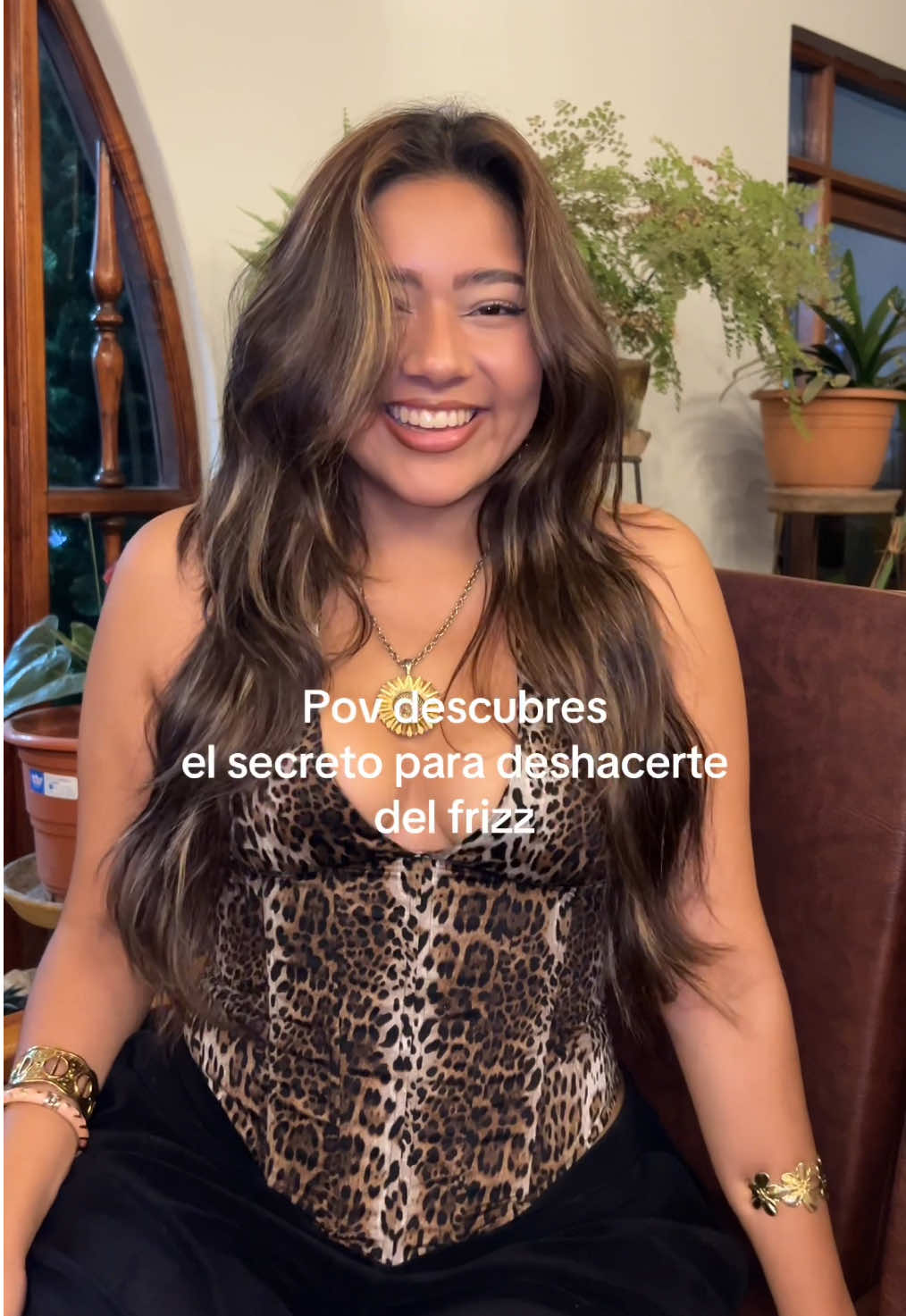 Cómo deshacerse del frizz #frizz #cabellobonito #paratiiiiiiiiiiiiiiiiiiiiiiiiiiiiiii #xybca #fyp 