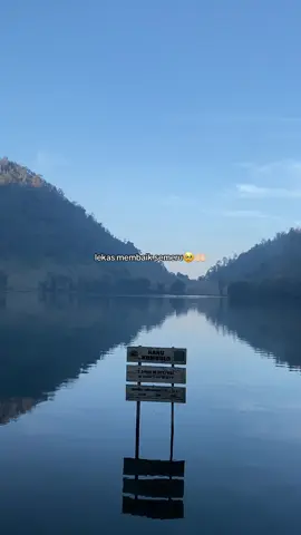 Terjadi erupsi di tanggal 19 november 2025, di jam : 16.00 Semoga lekas membaik disana warga lumajang dan stay safe. Kita yang dari jauh mendoakan yang terbaik buat gunung semeru aminnn🙏🏻🤲🏻#semeru #semerumeletus #ranukumbolo #fyp #fyppppppppppppppppppppppp 