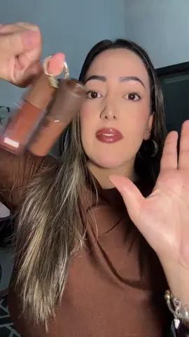 Pra‎ mim‎ ela‎ foi‎ genial‎ nesse‎ lançamento!!!‎  ⁣ ⁣🔍Pega‎ este‎ código‎ en‎ el‎ buscador‎ de‎ Mercado‎ Libre: ⁣ ⁣🔗VIIAN1-BLMY ⁣ ⁣@Mercado Livre Moda  ⁣#MercadoLivreModa‎ #OMelhorDaBeleza‎ #kitmarimaria‎ #marimariaox‎ #glossdamari‎ 